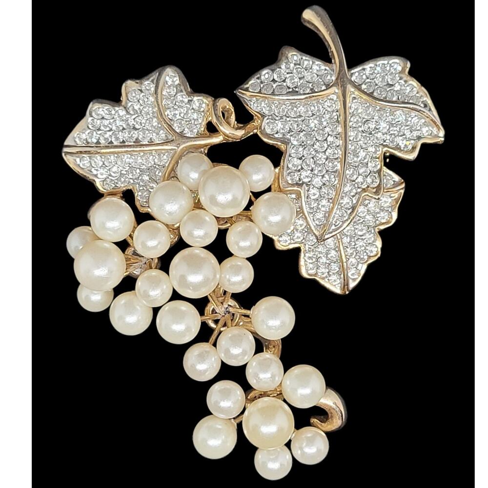 Glam Gold Tone Faux Pearl‎ Crystal Grapevine Pin Chic Vintage Garden Party Vibes